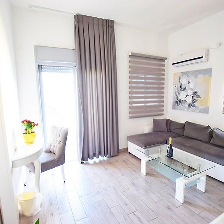 Rothschild 1929 Luxury Apartments Hotel Haifa Eksteriør bilde